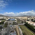 Skyline VII Pool & Coworking By Ele Apartments